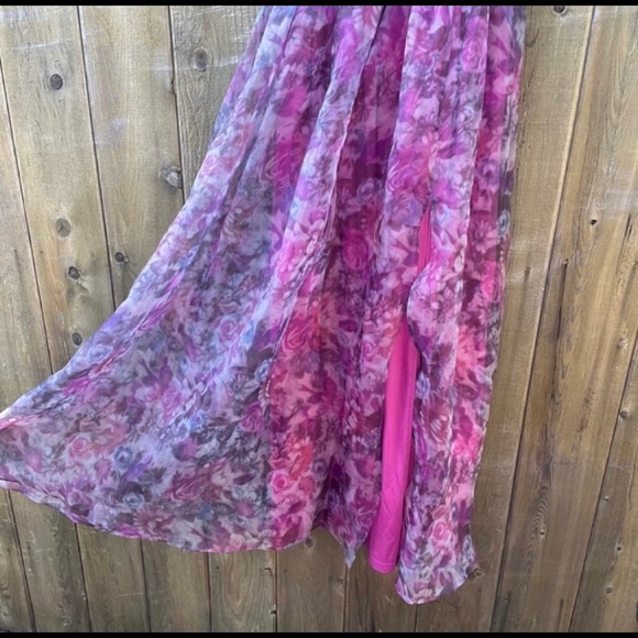 Magenta Watercolor Floral Print Organza Maxi Dress 🌿 - Picture 6 of 10